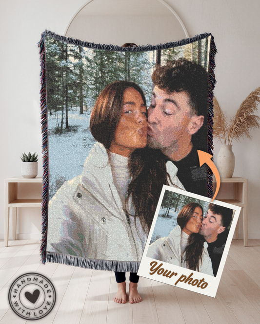Woven Love Blanket ♥